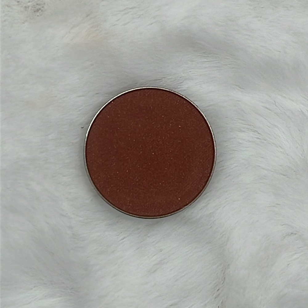 L'Bri Pearl (Shimmer) Eyeshadow Refill/Single - Burgundy (41-BU) (Magnetic Pan)